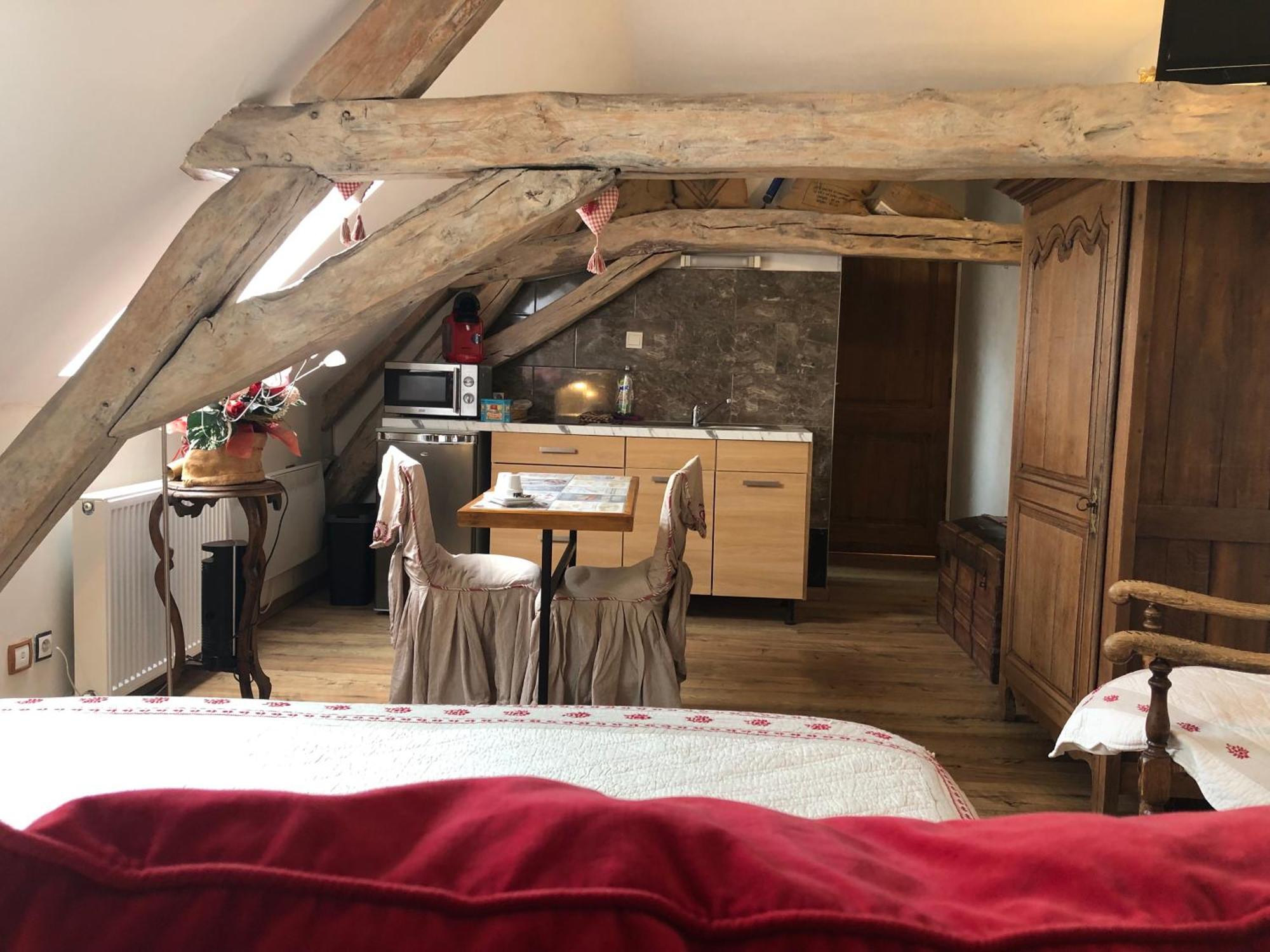 Bed and Breakfast Aux Logis De La Solre Ferrière-la-Petite Zewnętrze zdjęcie