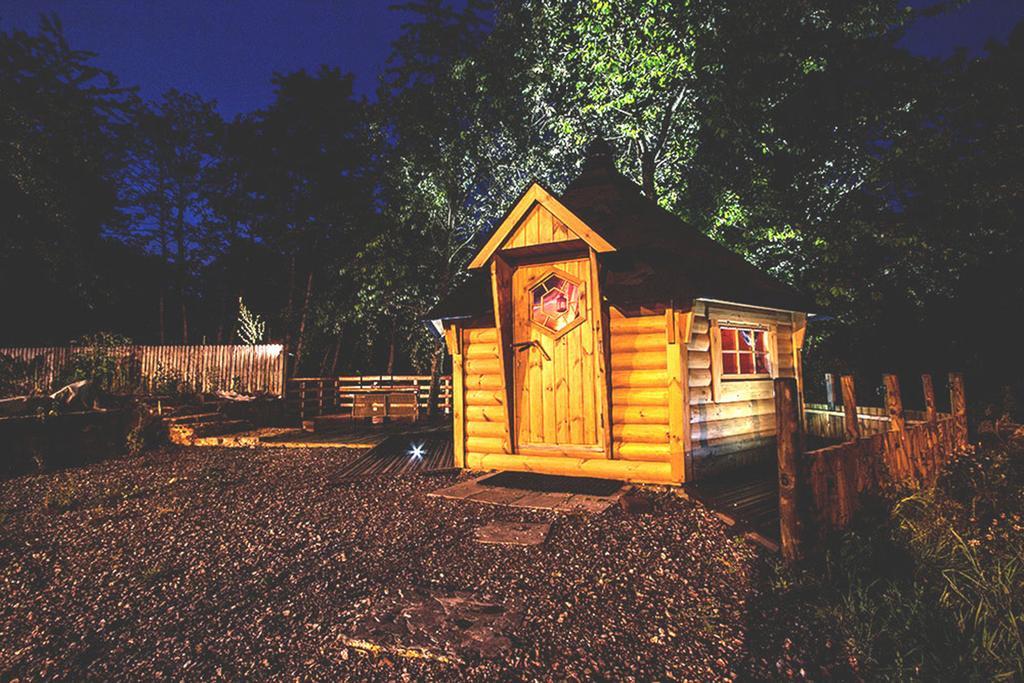 Bed and Breakfast Aux Logis De La Solre Ferrière-la-Petite Zewnętrze zdjęcie